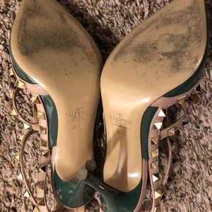 Valentino Garavani RockStudded Slingback Pump